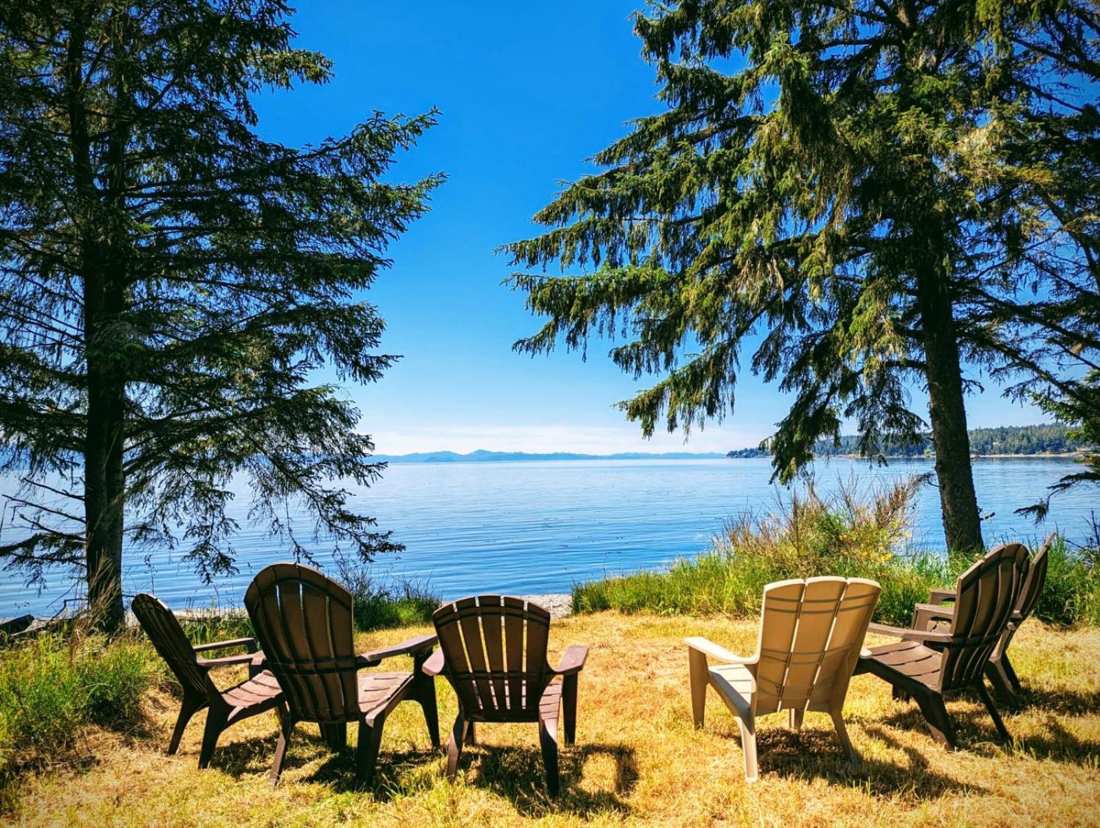 Woodside Farm Country Inn Sooke Esterno foto