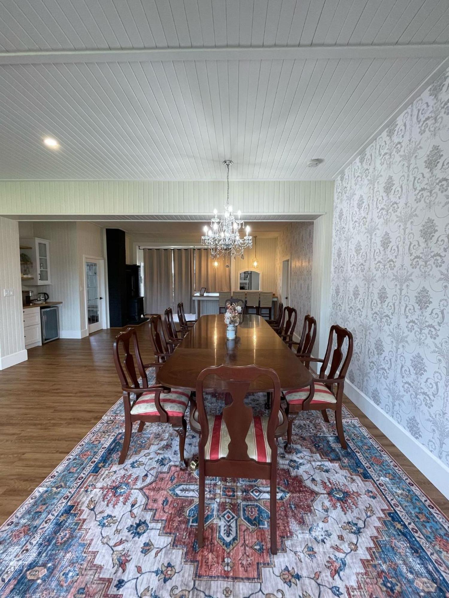 Woodside Farm Country Inn Sooke Esterno foto